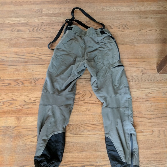 Patagonia Snow Bib Pants - Picture 2 of 4